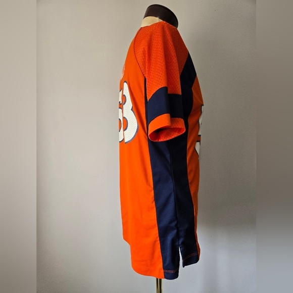 DENVER BRONCOS NFL Von Miller Short Sleeve Lace Up Chest Jersey. Size M - Picture 6 of 10